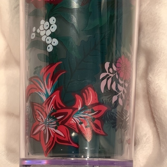 - 2022  Starbucks Tumbler Green "Enchanted Forest"with Flower Straw Topper - Picture 13 of 16